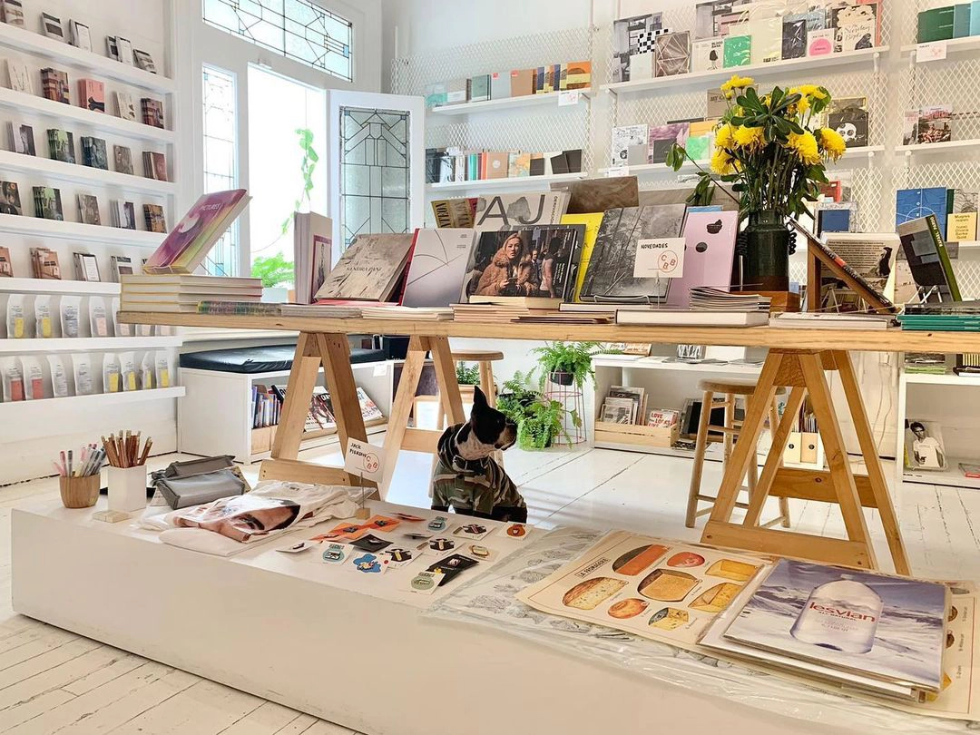 Librerías independientes y autores autopublicados